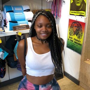 Meet your Posher, Khalia